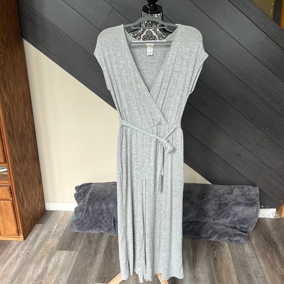 Caution To The‎ Wind Romper Criss Cross V-neck w/ Tie Stretchy - Picture 1 of 9